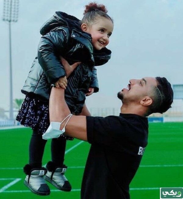 سالم الدوسري وزوجته واولاده