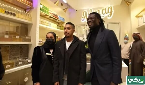 سالم الدوسري وزوجته واولاده