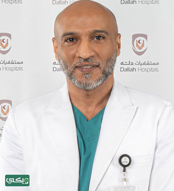 الدكتور متعب أبو الراس افضل دكتور عمود فقري في مستشفى دله