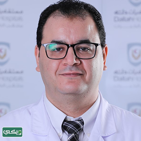 الدكتور مصطفى غريب